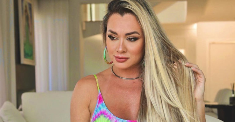 Musa Fitness Juju Salimeni Mostra Fotos Da Adolescência E Relembra