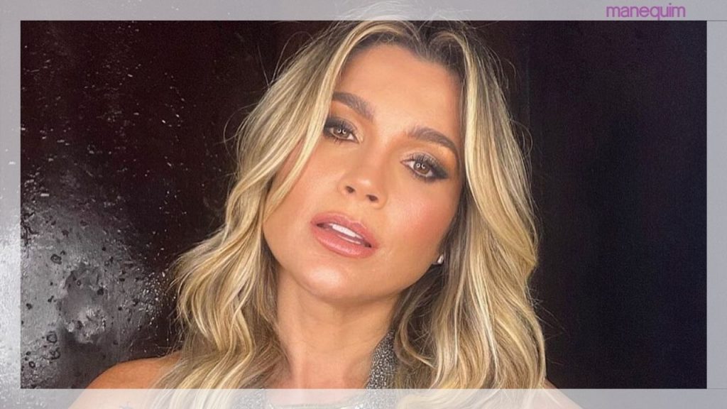 Flávia Alessandra aposta em look despojado